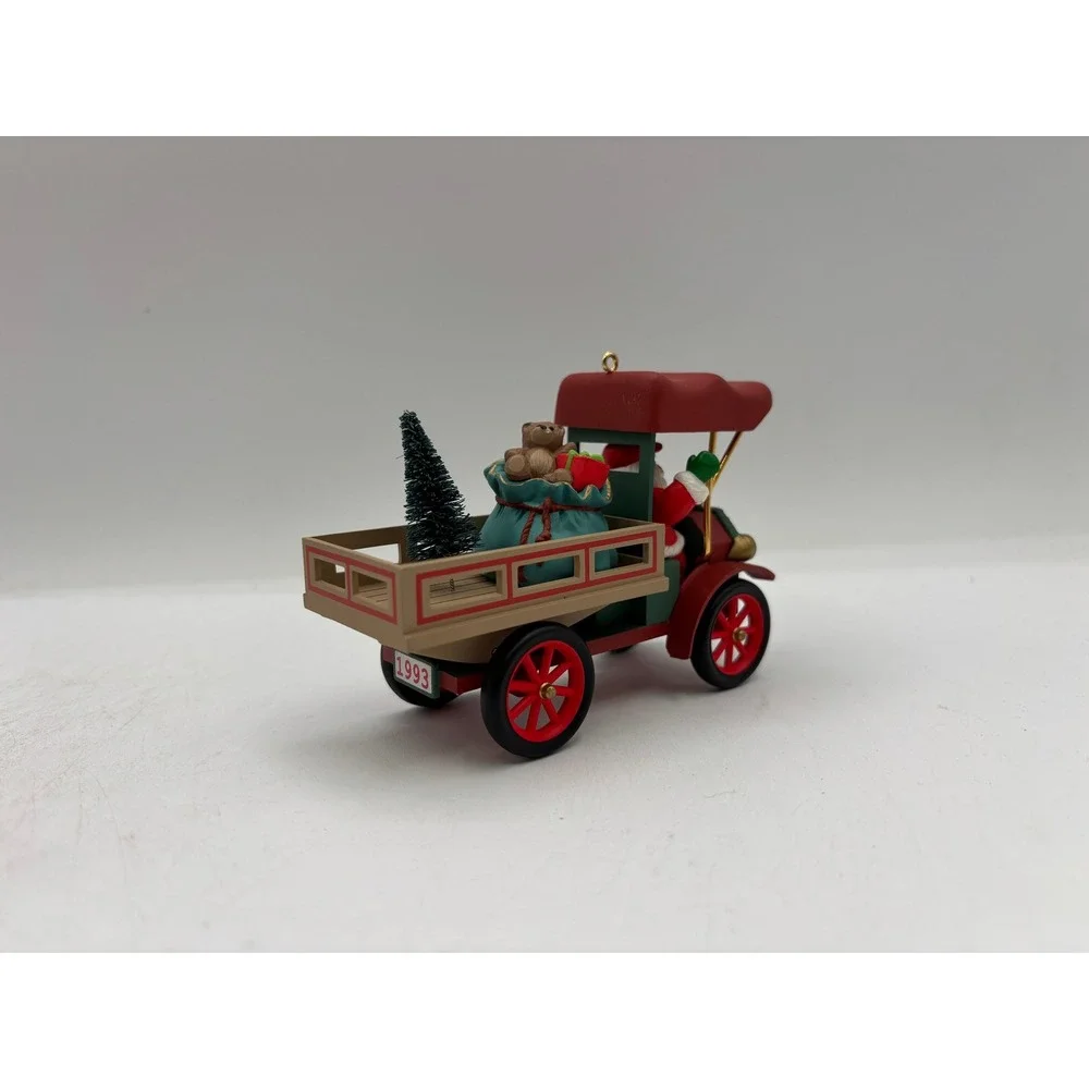Hallmark Keepsake Ornament 1993 Vintage Happy Haul-idays 15th in the Series